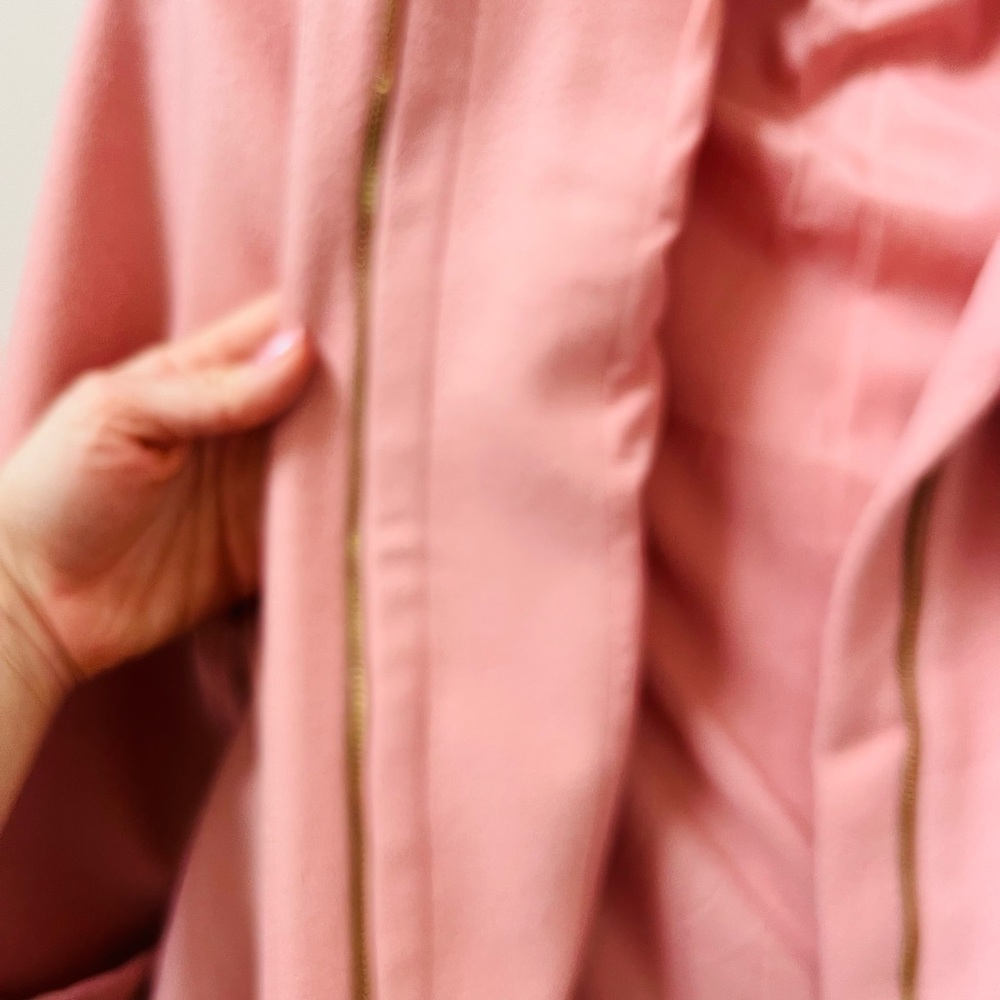 Beautiful size 0 Chico's coat in pink - Picture 4 of 7